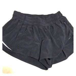 Lululemon size 6 shorts.
